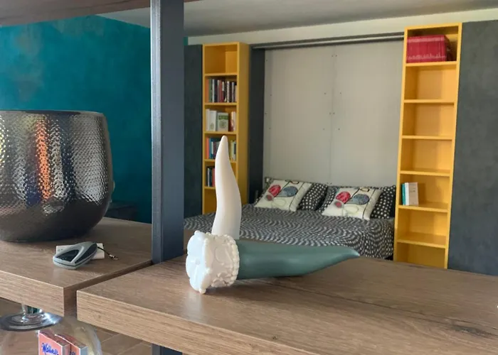 Apartamento Con Giardino *